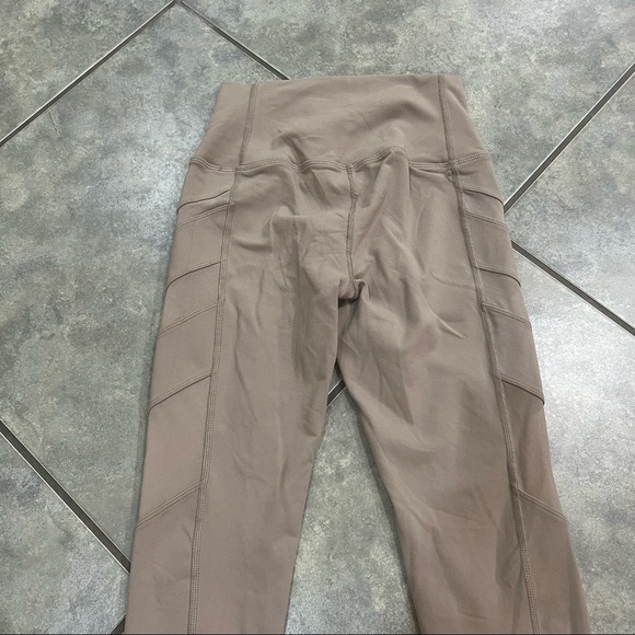 Alo Yoga Block Mesh Stripe Side Detail High Waist Leggings Beige Sz XS Outdoor - Picture 3 of 12